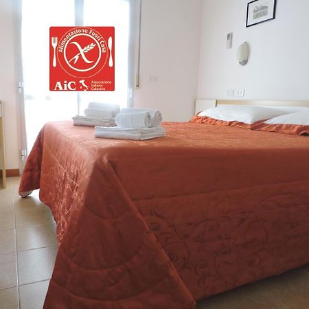 Albergo Sabrina Ріміні Екстер'єр фото