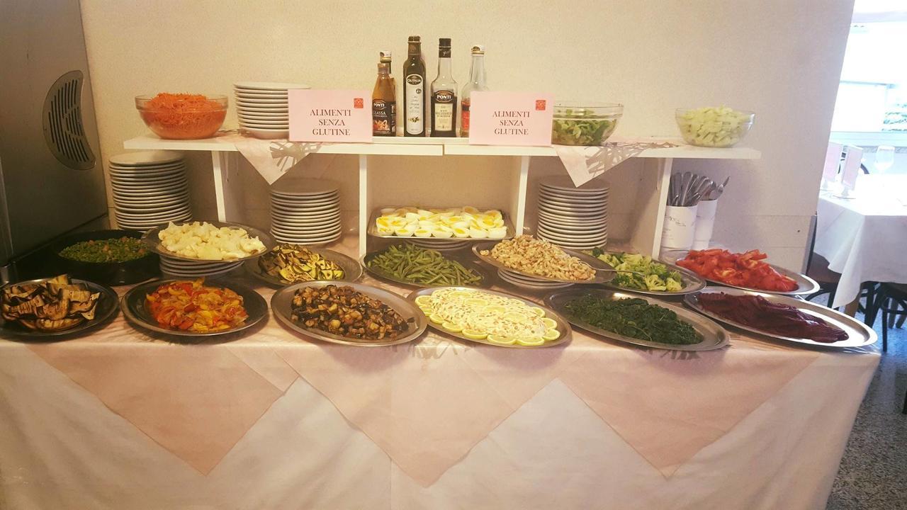 Albergo Sabrina Ріміні Екстер'єр фото